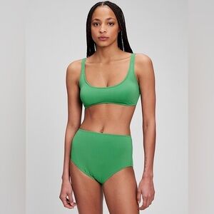 NWT GAP Scoopneck Bikini Top